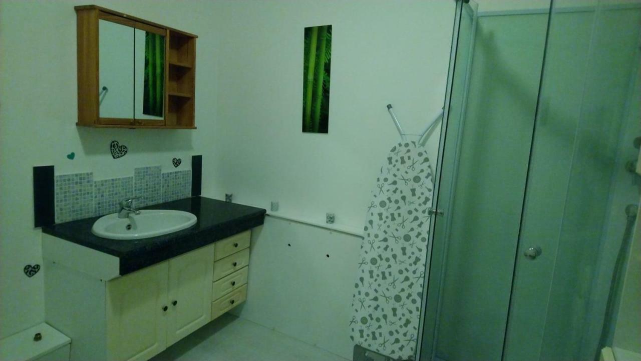 Gite Pour 6 Ou Chambre Pour 2 A Formigny Ngoại thất bức ảnh